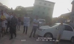 汕尾偷车爆料案件最新情况,警方全力追捕，嫌疑人身份曝光